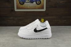 Nike Air Force 1 Luxe из натуральной прочной кожи