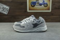 New Balance 580 из натуральной прочной замши