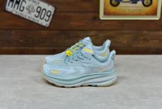 HOKA Clifton 9