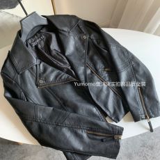 Женская кожанка из PU