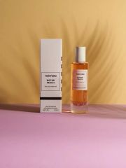 Тестер TOM FORD BITTER PEACH, производство Дубай, 50 ml (LUXE) Арт.: 2880 Tom Ford Bitter Peach — сладкий, чувственный, при этом богатый и характерный фруктово-цитрусовый унисекс-парфюм с ярко выражен