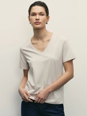 514632 ZARINA Футболка молочный