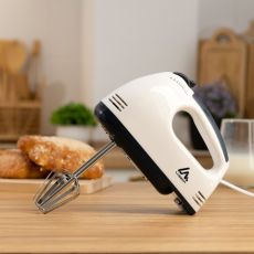Миксер Luazon LMR-02, ручной, 180 Вт, 7 скоростей, 2 насадки, бело-чёрный 2691402