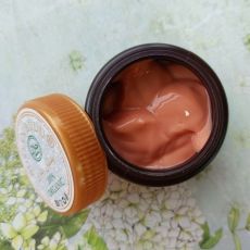 Смоляной BB-бальзам Драгоценная Капля с алоэ Hutul 