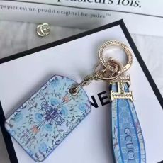 Брелок для ключей из двух предметов, 8 расцветок