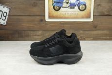 New Balance из натуральной прочной замши и текстиля