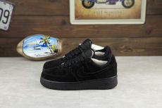 Зимние Nike Air Force из натуральной замши