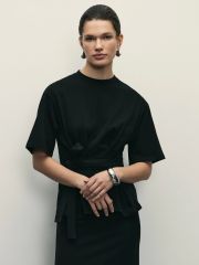 514949 ZARINA Футболка черный