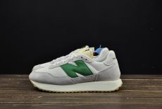 New Balance cl runner TM из натуральной замши и нейлона