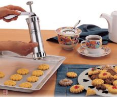 Шприц-пресс с насадками для печенья Biscuits