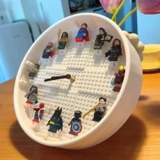 Lego - часы с героями Марвел