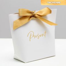ЦЕНА ЗА 5 ШТ! 4784999 Пакет подарочный Present, 14 х 17 х 7 см