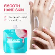 Sadoer Питательный и восстанавливающий крем для рук Peach Hand Cream Арт.: 2149 Увлажняющий и питательный крем для рук с Авакадо и маслом Ши . Масло ши интенсивно питает, увлажняет и смягчает кожу, ок