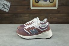 New Balance из натуральной замши