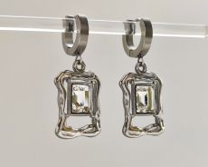 Серьги из стали
