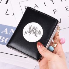 Женский мини-кошелек на кнопках