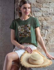 533492 VILATTE Футболка т.оливковый_блики