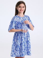 516891 Апрель Платье ирисы гжель на белом