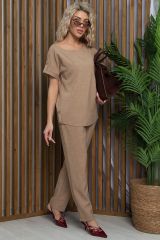 527613 LT Collection Костюм пудровый