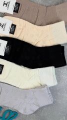 РаспродажаЖенские носкиКачество супер.cotton 90%Средняя высотаВ упаковке 10 пар цвета как на фотоЦвета в упаковке