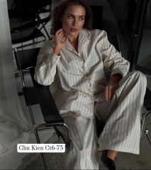 Костюм