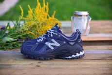 New Balance 610 из прочных смешанных материалов