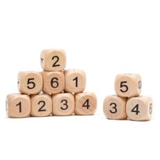 Кубики игральные 2×2 см, набор 100 шт