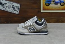 New Balance 574 из натуральной замши и текстиля