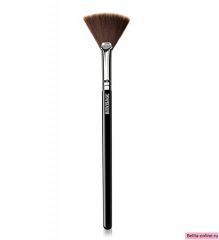 026551    LuxVisage. Кисть №10 для хайлайтера веерная