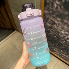 Бутылка для воды на 2 литра